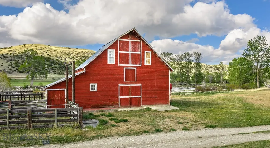 45 Pheasant Lane Columbus MT 59019
