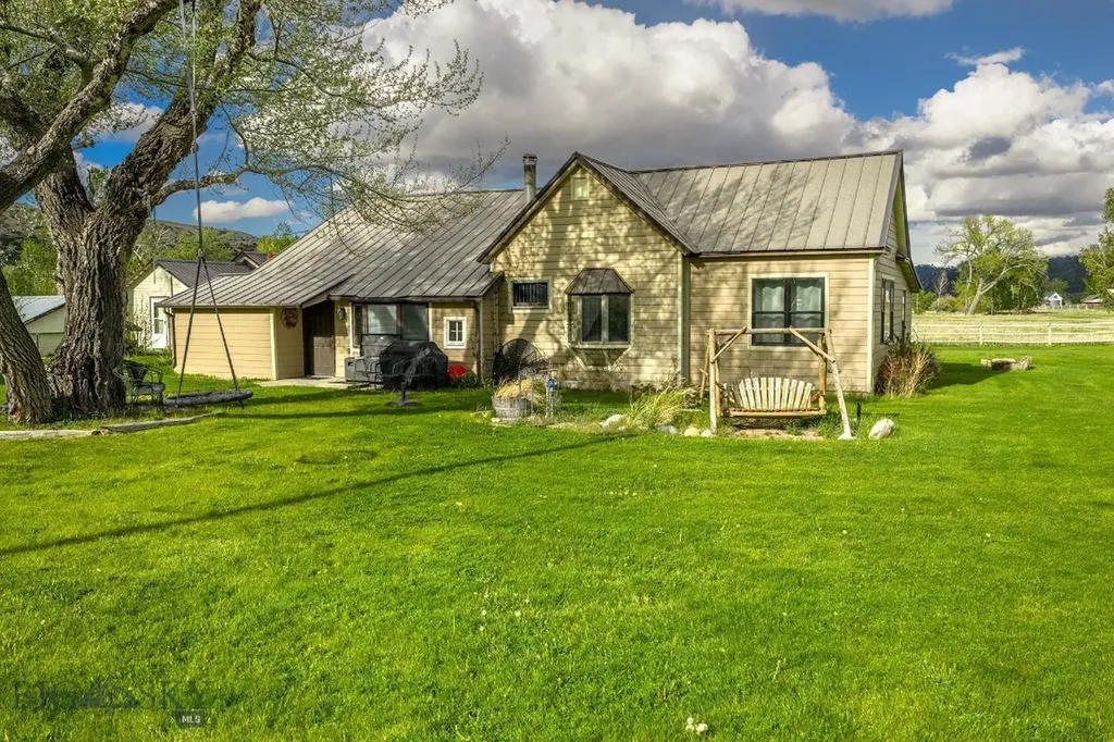 45 Pheasant Lane Columbus MT 59019