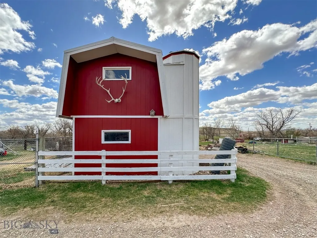 1140 5th Avenue Vaughn MT 59487