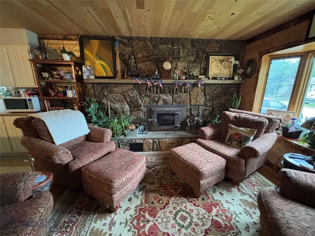 1140 5th Avenue Vaughn MT 59487