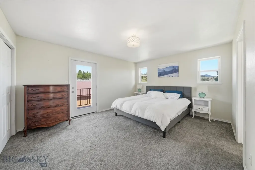 86 Horseshoe Trail Whitehall MT 59759