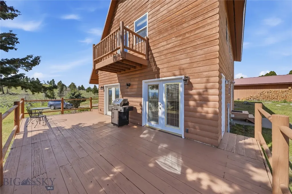 86 Horseshoe Trail Whitehall MT 59759
