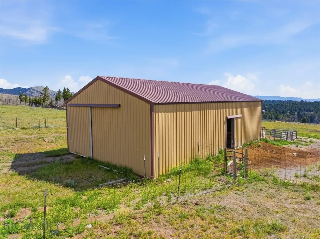 86 Horseshoe Trail Whitehall MT 59759