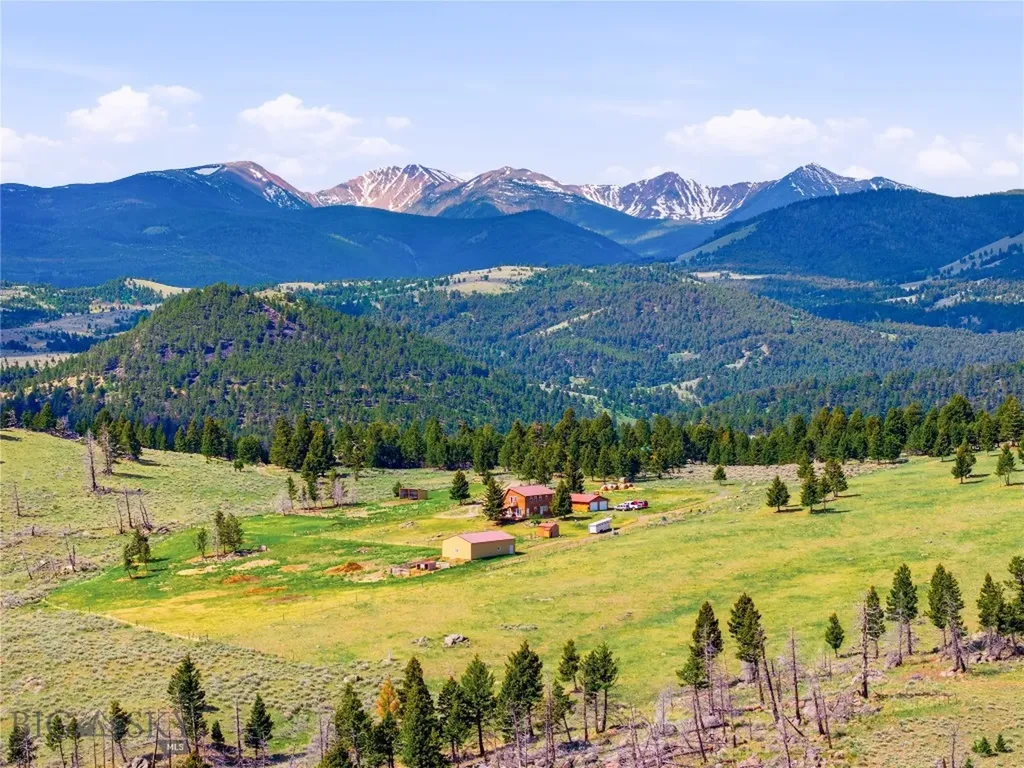 86 Horseshoe Trail Whitehall MT 59759