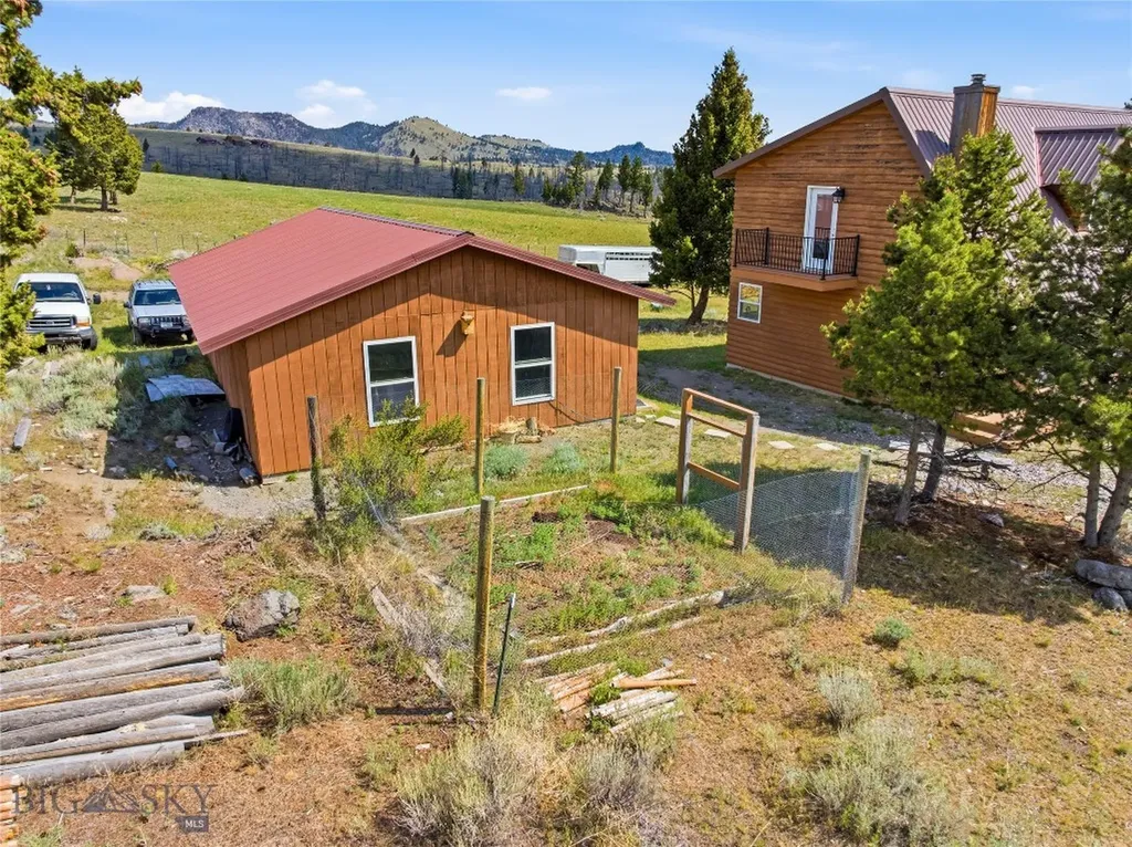 86 Horseshoe Trail Whitehall MT 59759