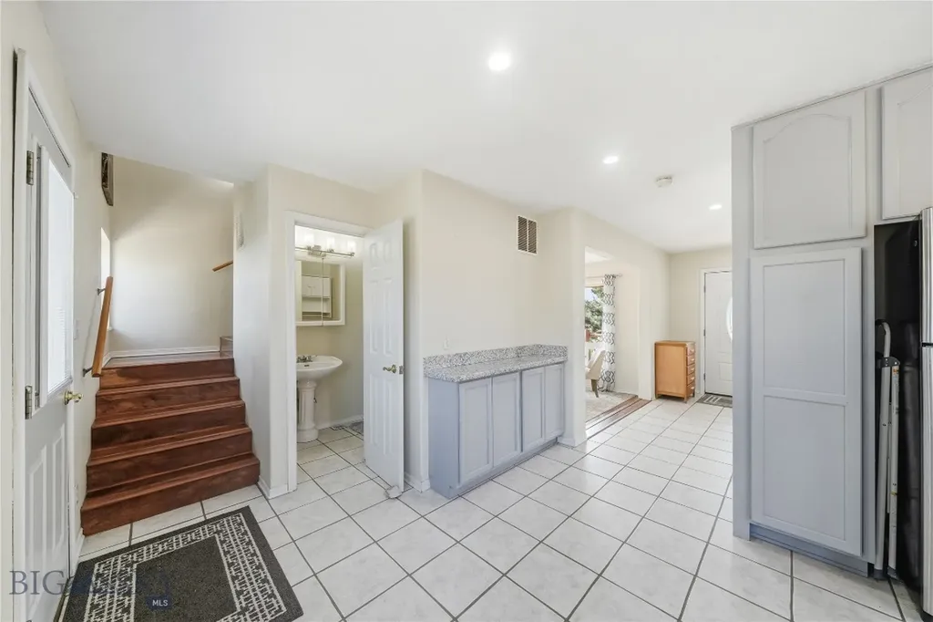 86 Horseshoe Trail Whitehall MT 59759
