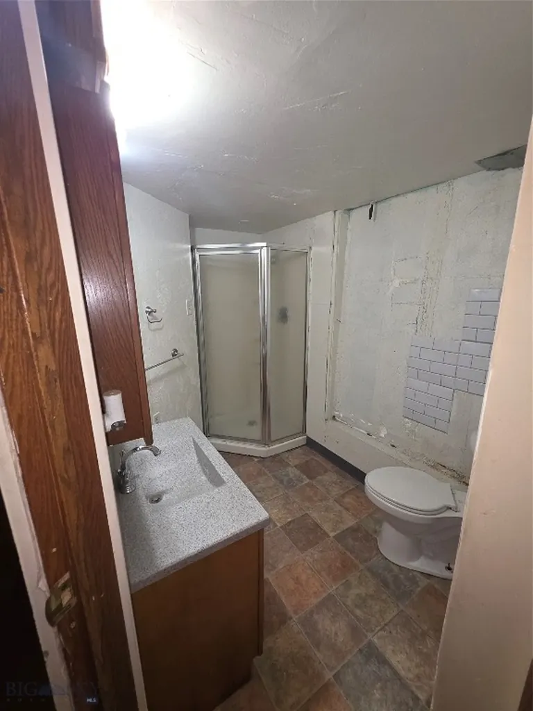 901 Delaware Butte MT 59701