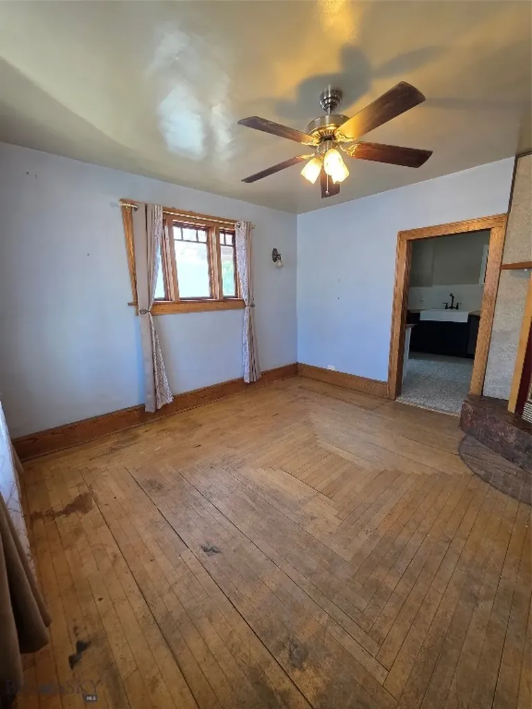 901 Delaware Butte MT 59701