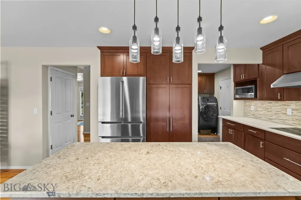 153 Pathfinder Trail Bozeman MT 59718