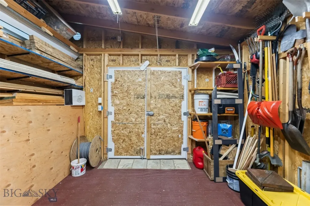 153 Pathfinder Trail Bozeman MT 59718
