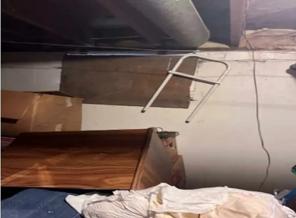 213 5th NE Cut Bank MT 59427
