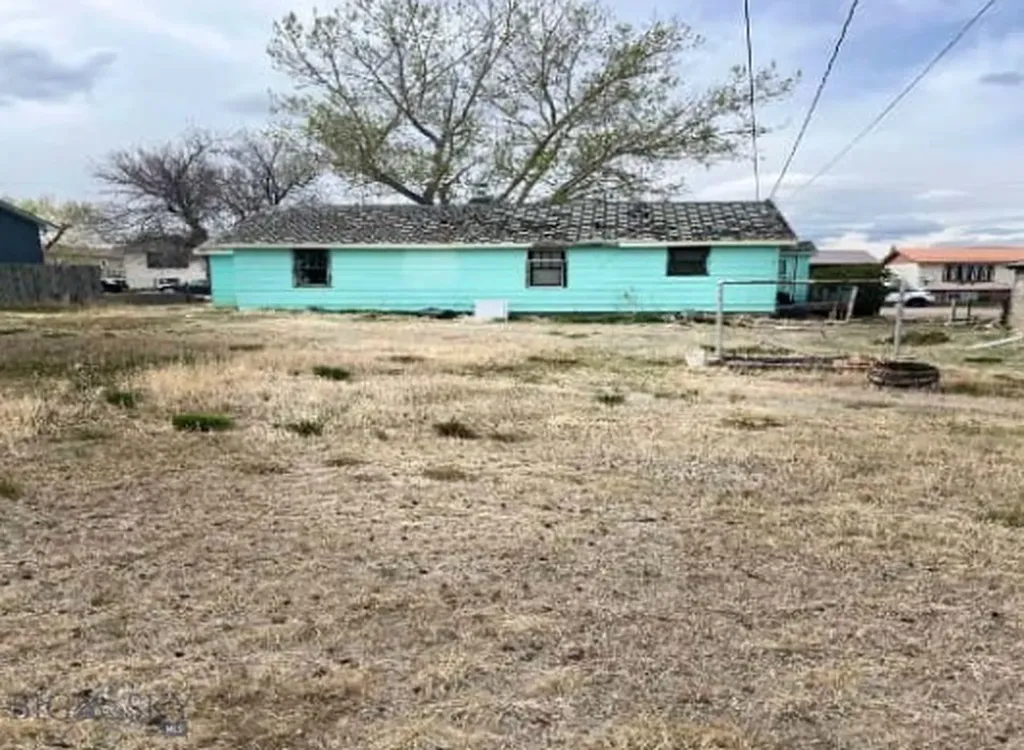 213 5th NE Cut Bank MT 59427