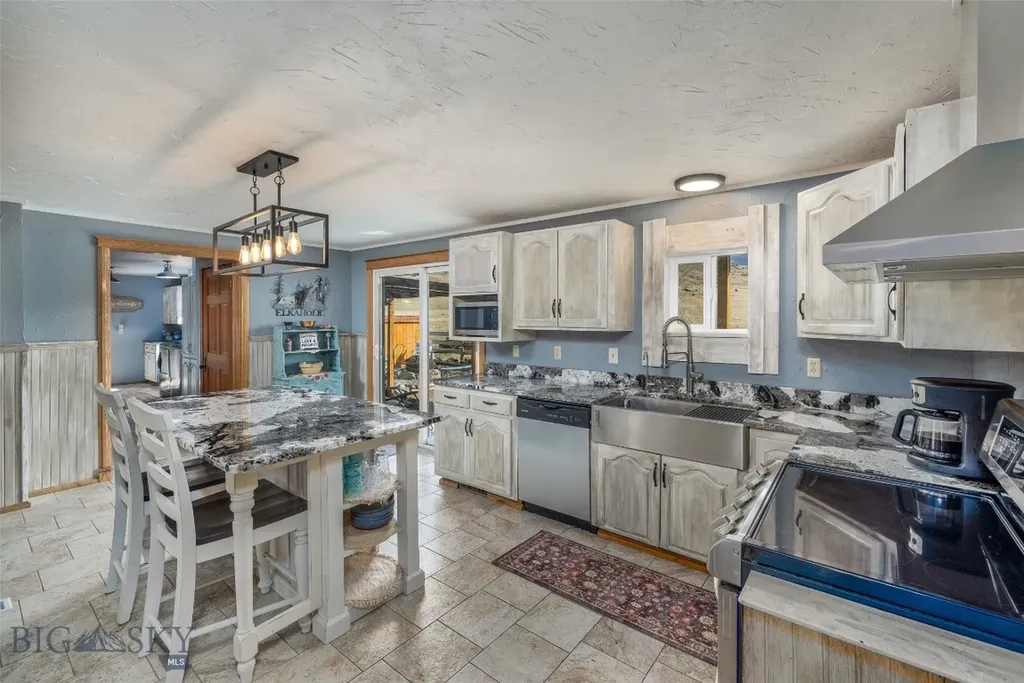 618 Whitetail Road Whitehall MT 59759