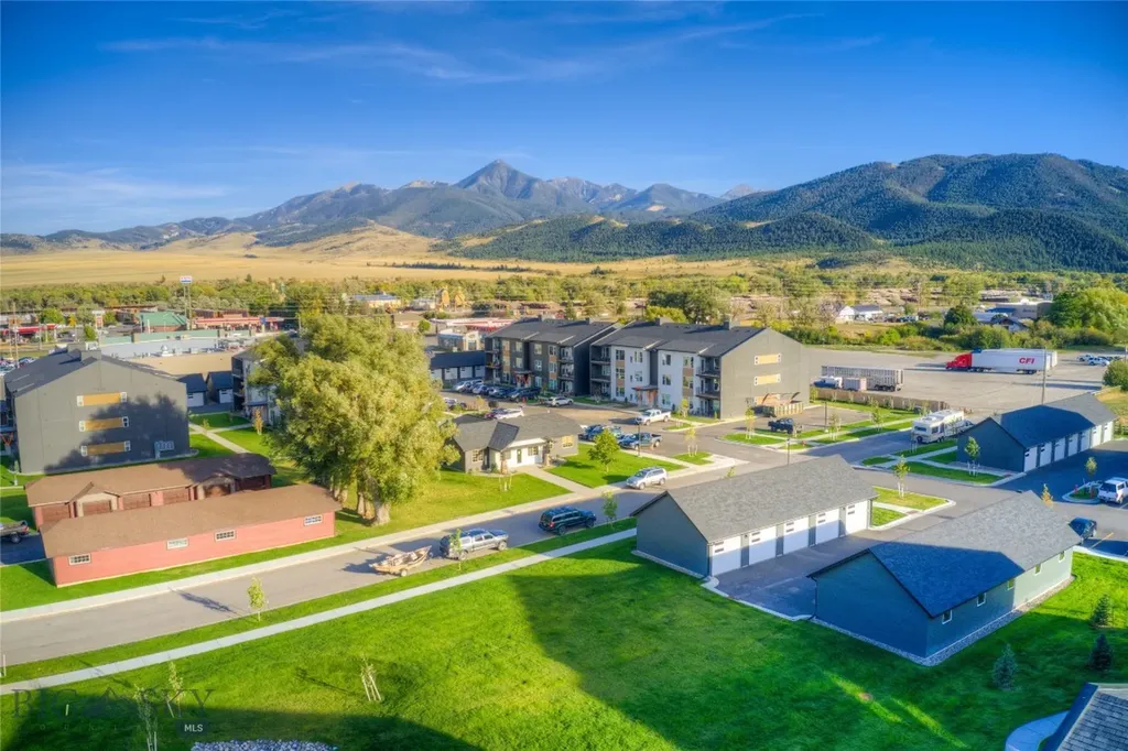 2222A Willow Drive Livingston MT 59047