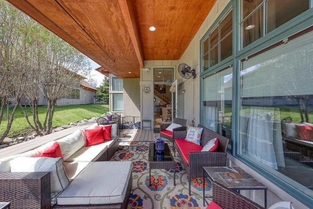 80 Crail Creek Big Sky MT 59716