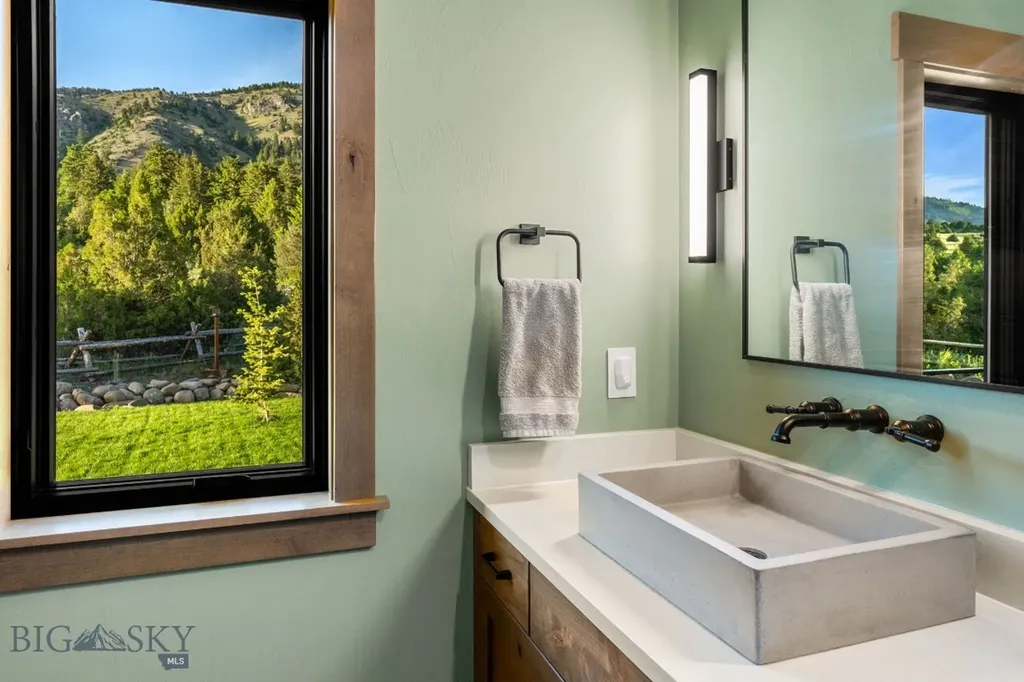 1580 Evan Reese Creek Road Belgrade MT 59714