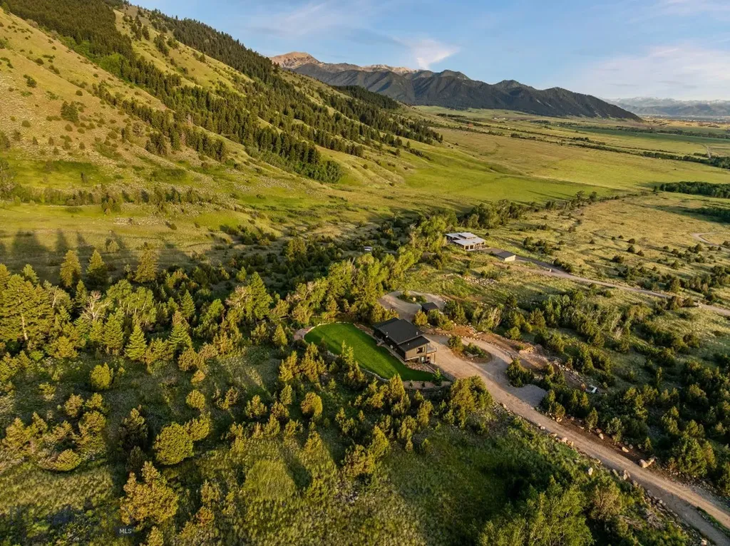 1580 Evan Reese Creek Road Belgrade MT 59714