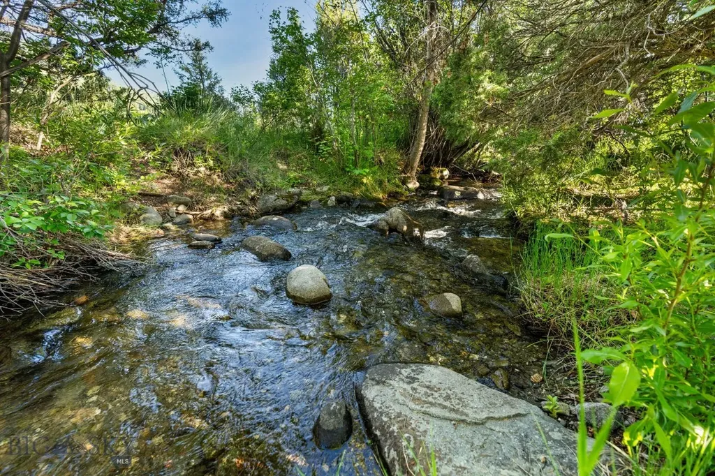 1580 Evan Reese Creek Road Belgrade MT 59714