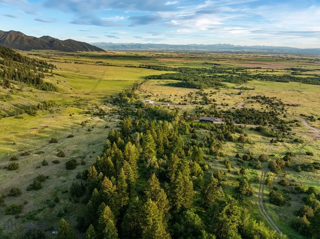 1580 Evan Reese Creek Road Belgrade MT 59714