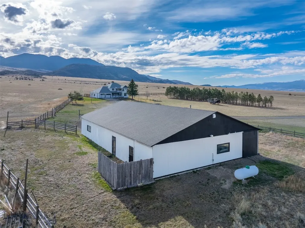 618 Whitetail Road Whitehall MT 59759