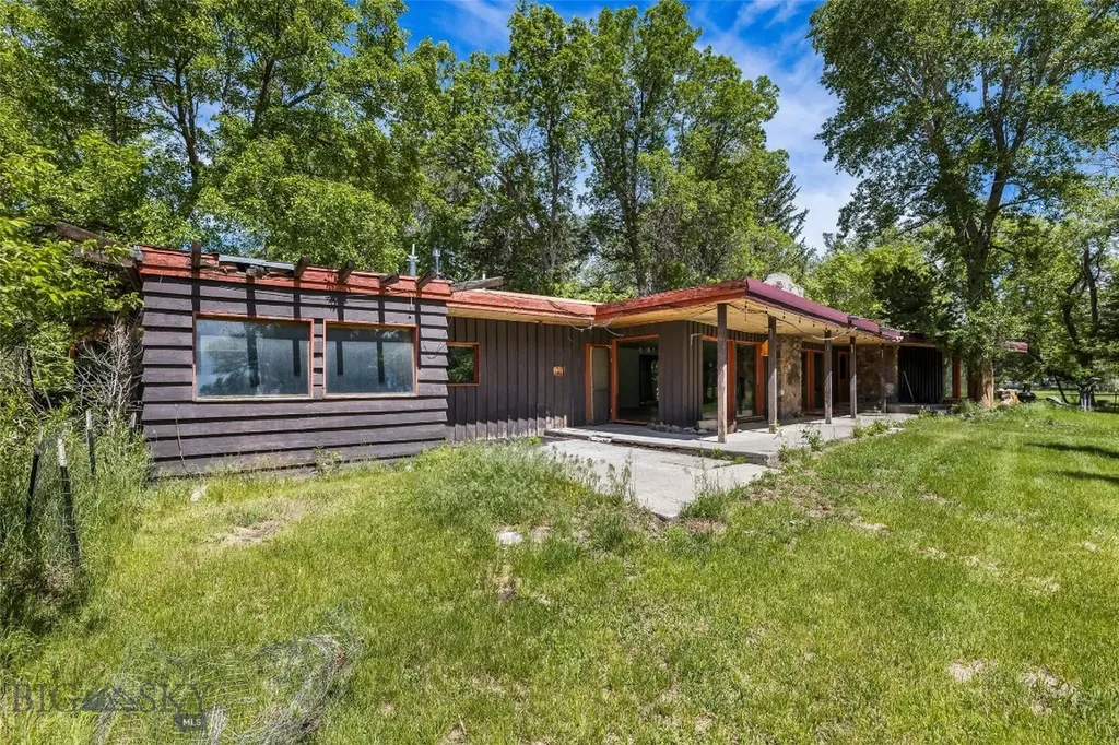 9TH St Island Drive Livingston MT 59047