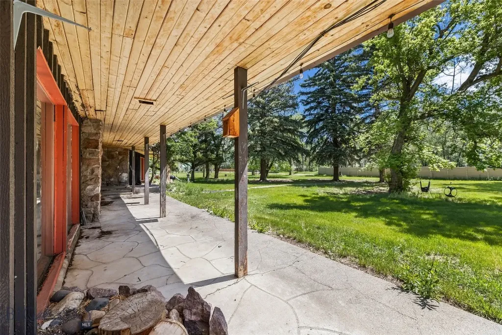 9TH St Island Drive Livingston MT 59047