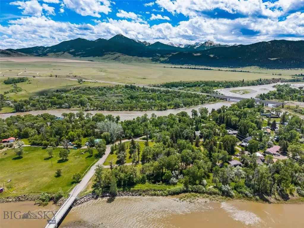 9TH St Island Drive Livingston MT 59047