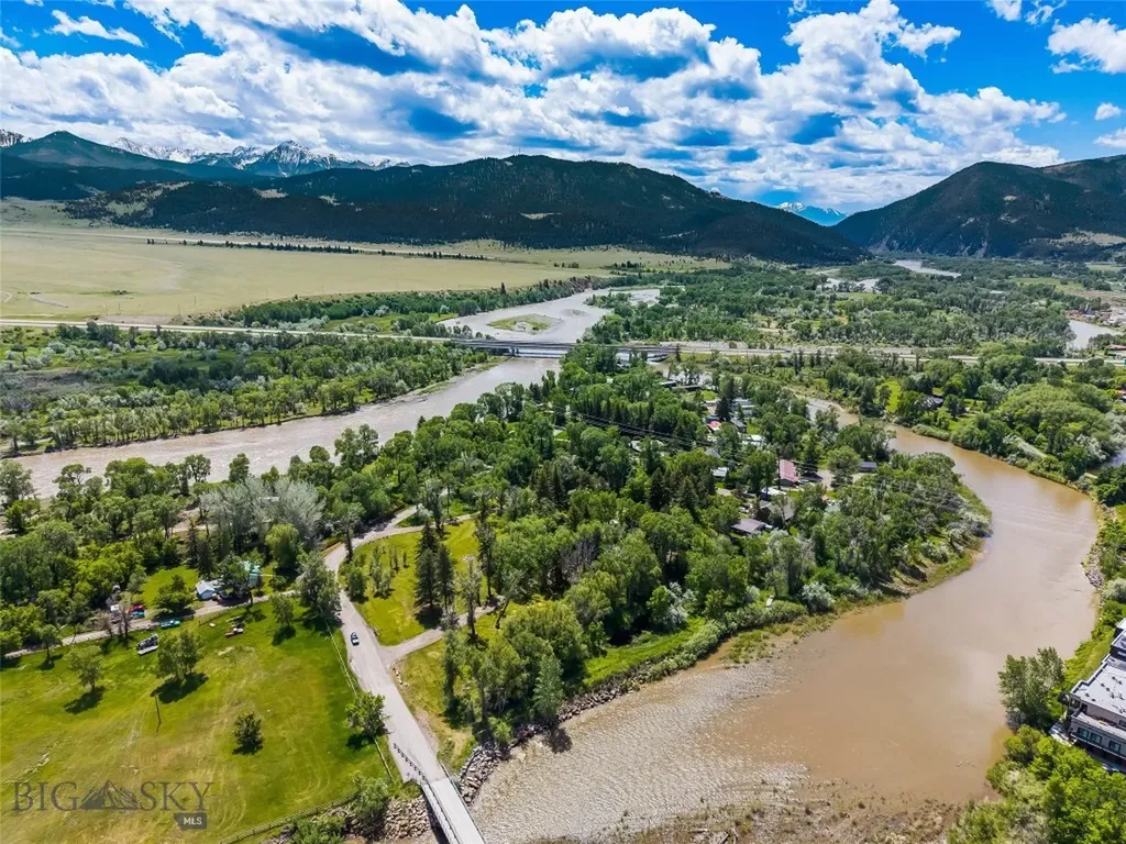 9TH St Island Drive Livingston MT 59047