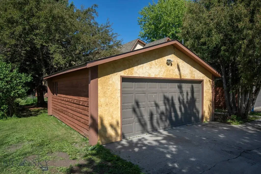 1811 S Black Avenue Bozeman MT 59715
