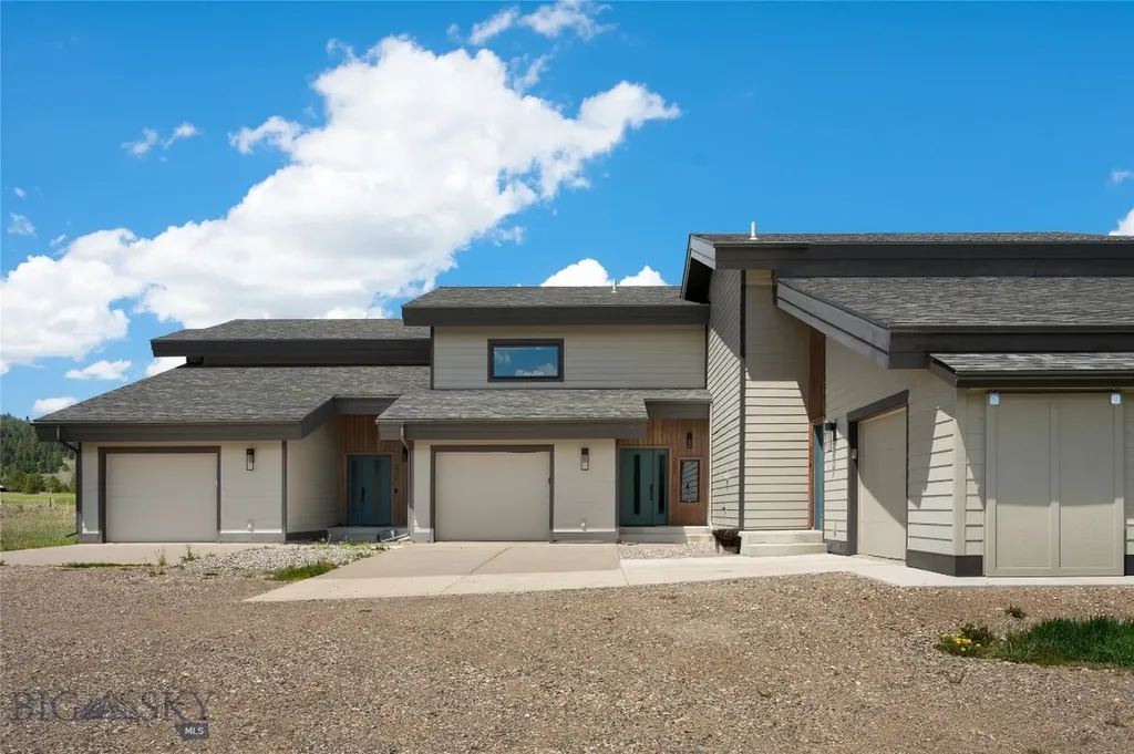 2360 Yellowtail Road Big Sky MT 59716