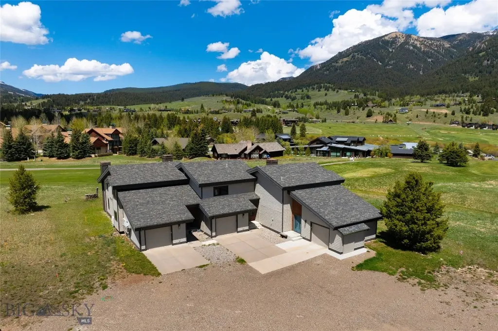 2360 Yellowtail Road Big Sky MT 59716