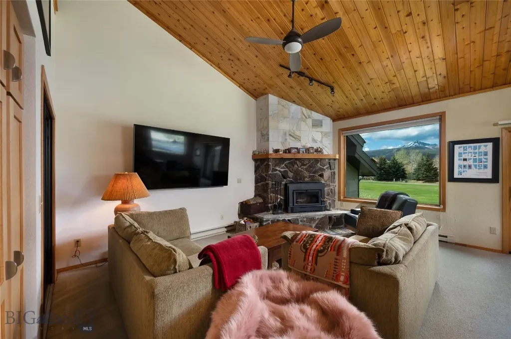 2360 Yellowtail Road Big Sky MT 59716