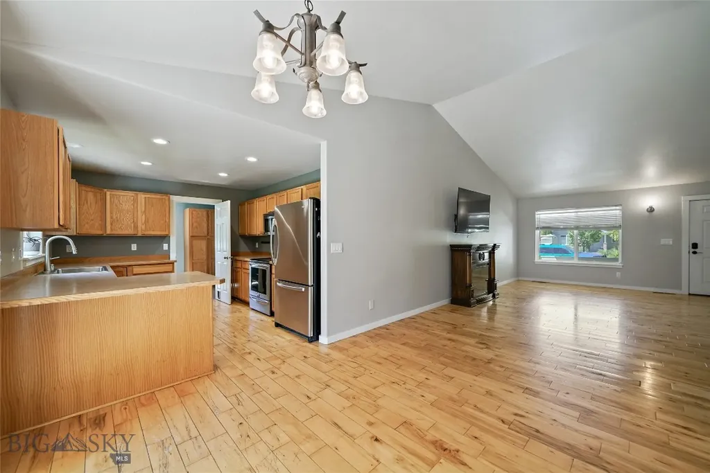 2720 Daisy Drive Bozeman MT 59718