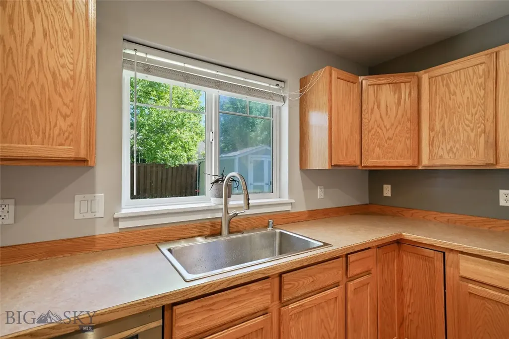 2720 Daisy Drive Bozeman MT 59718