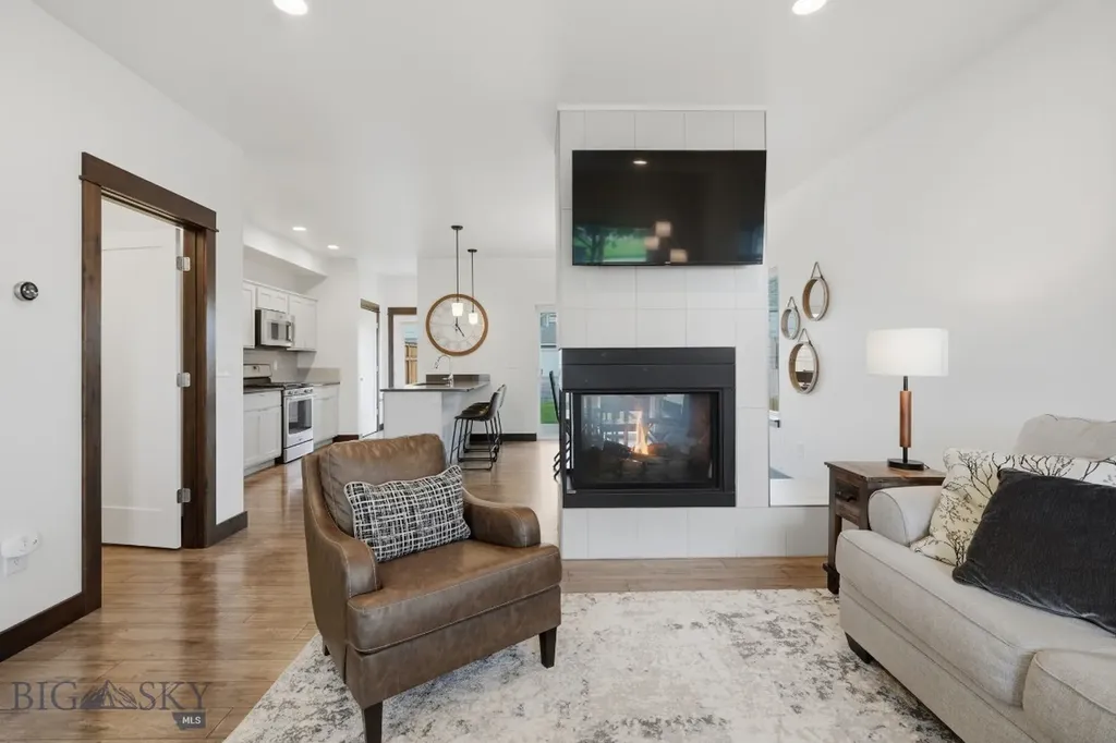 978 Rosa Way Bozeman MT 59718