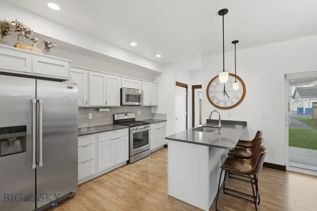 978 Rosa Way Bozeman MT 59718