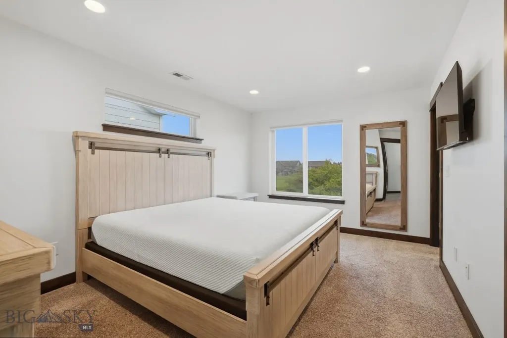 978 Rosa Way Bozeman MT 59718