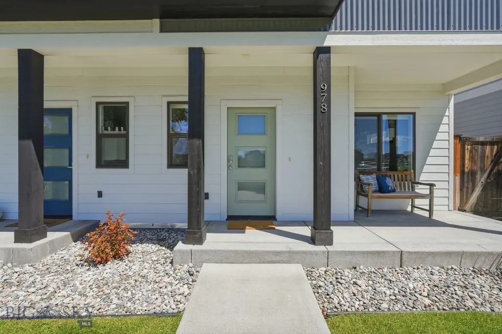 978 Rosa Way Bozeman MT 59718