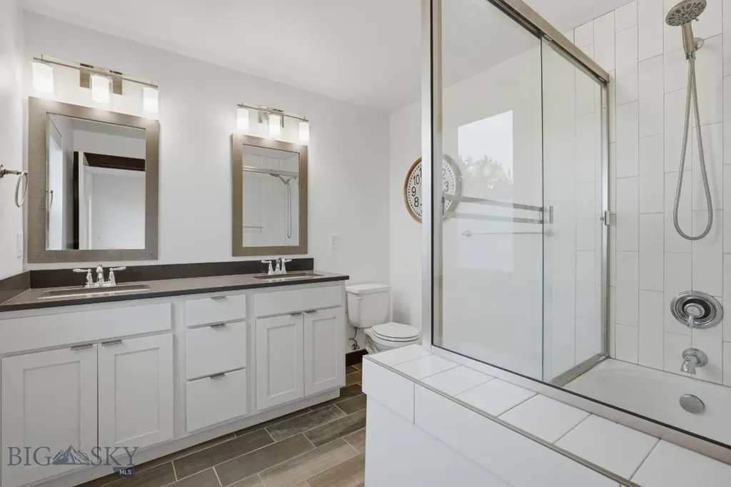 978 Rosa Way Bozeman MT 59718