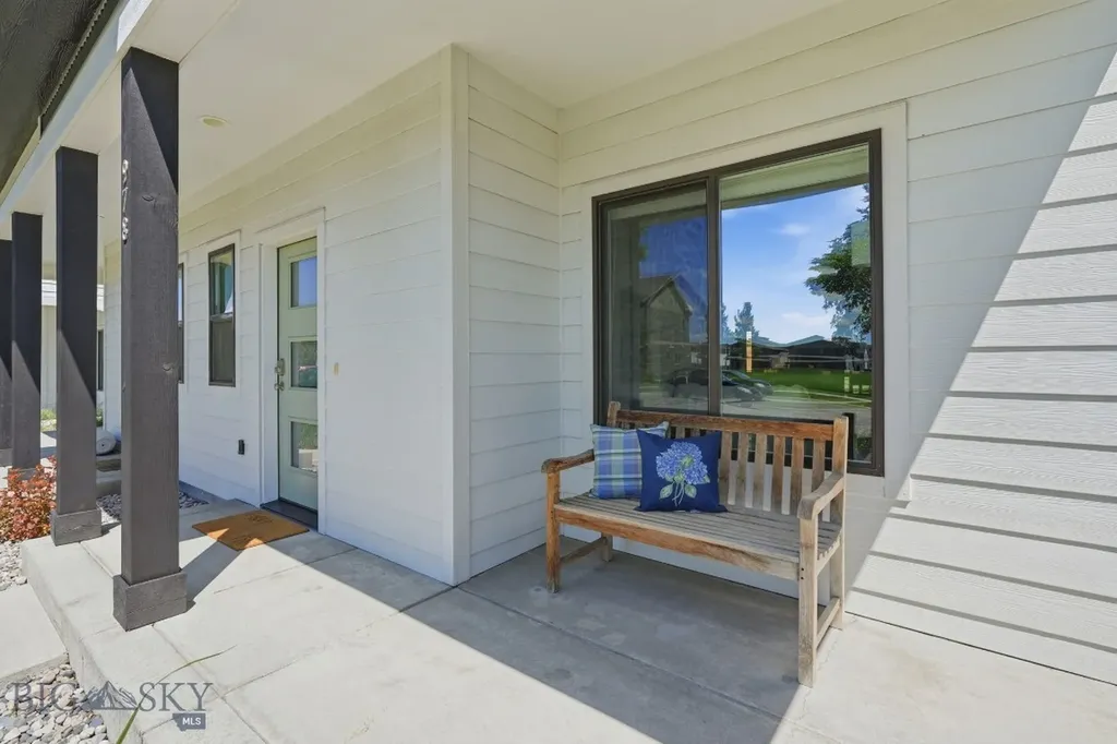 978 Rosa Way Bozeman MT 59718