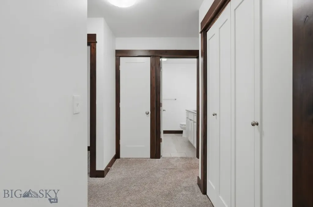 978 Rosa Way Bozeman MT 59718