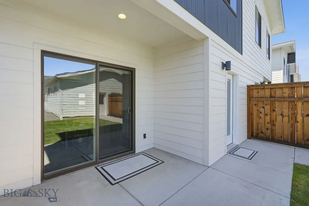 978 Rosa Way Bozeman MT 59718