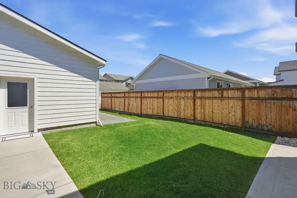 978 Rosa Way Bozeman MT 59718