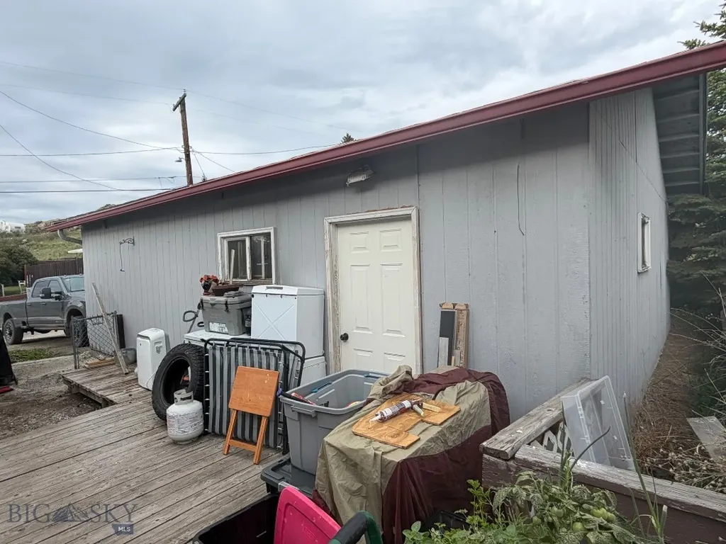 20 Gladstone Terrace Walkerville MT 59701