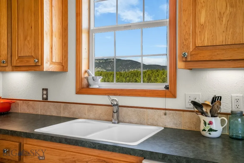 356 Buffalo Drive West Yellowstone MT 59758