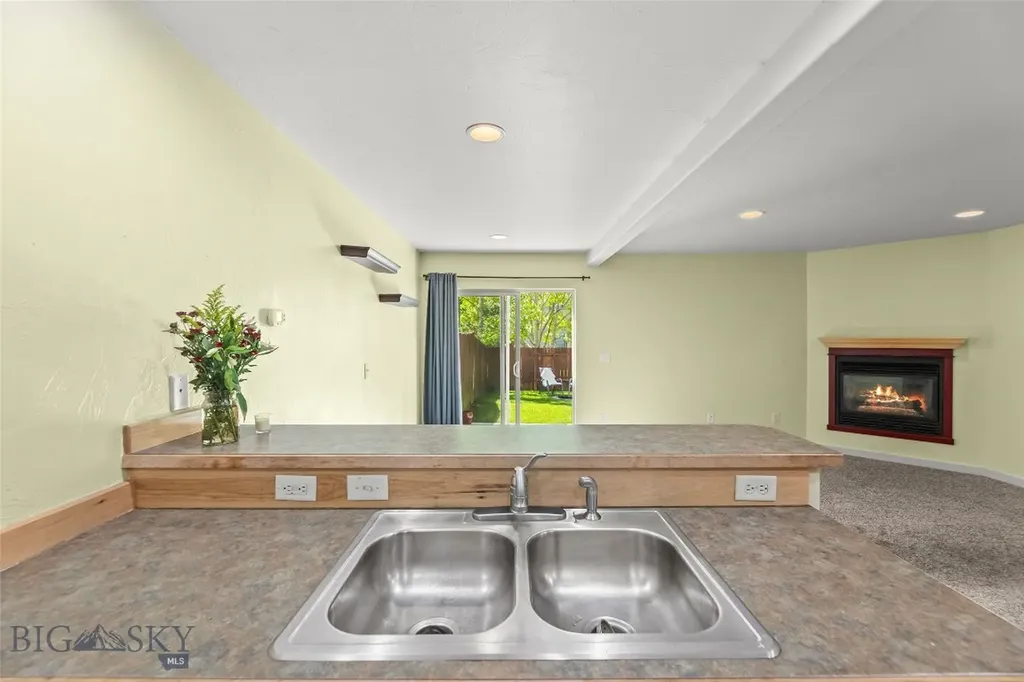 979 Forestglen Drive Bozeman MT 59718