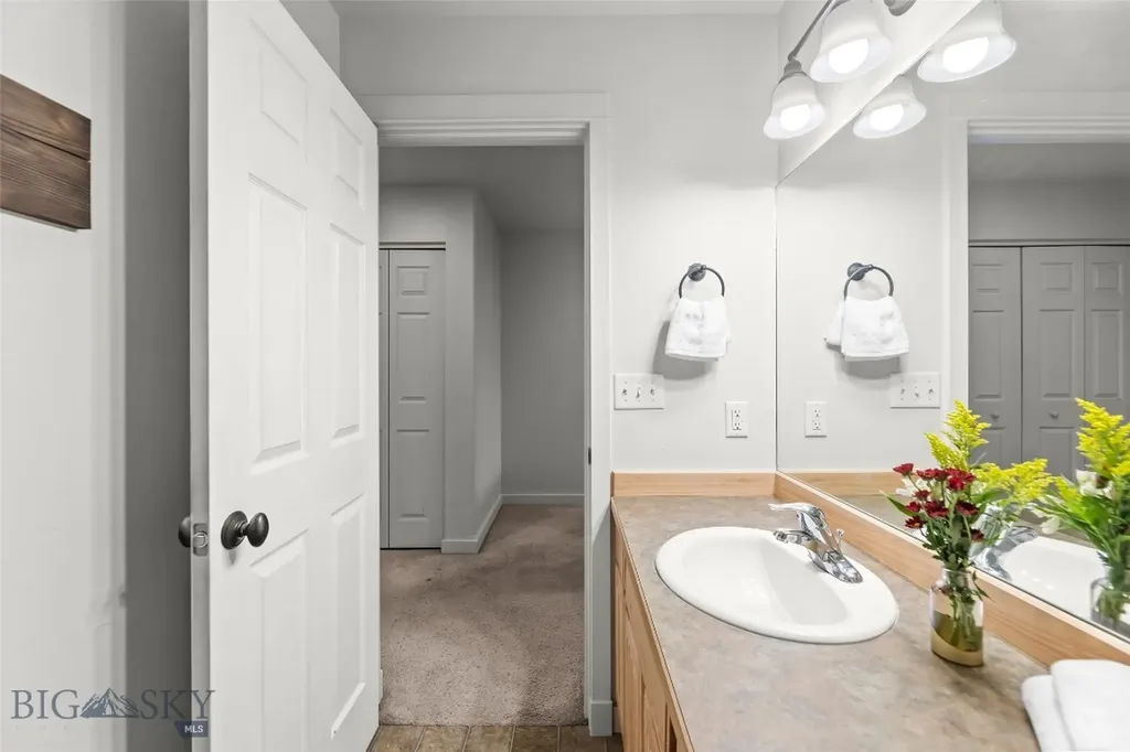 979 Forestglen Drive Bozeman MT 59718