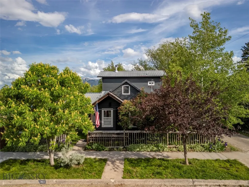 618 E Geyser Street Livingston MT 59047
