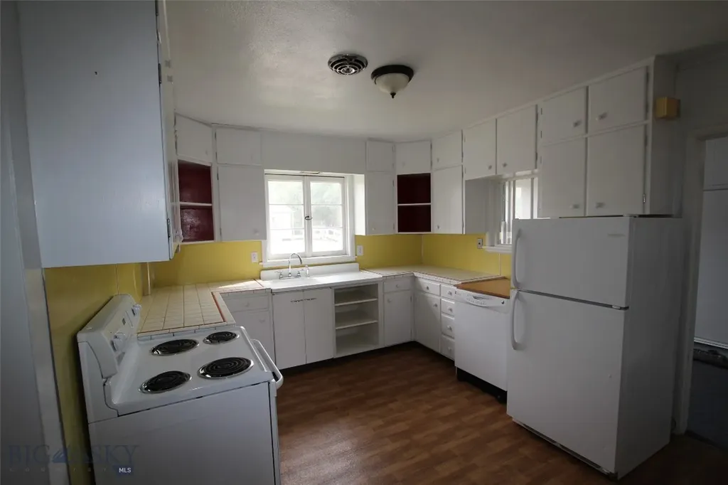 2 N 5th Avenue E Three Forks MT 59752