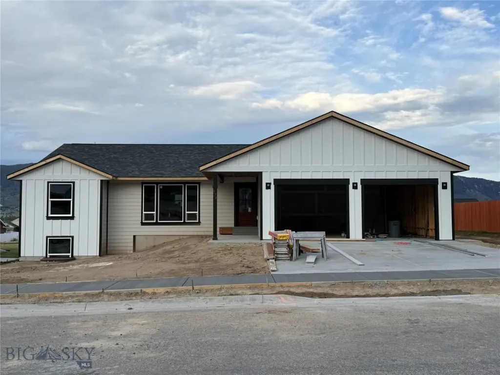 424 Avon Circle Butte MT 59701